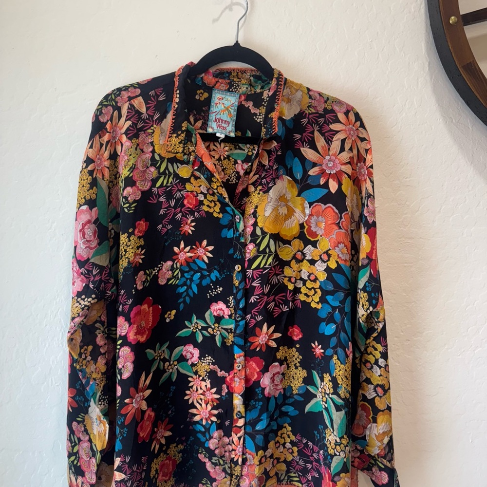 Johnny Was Multicolor Floral Long Sleeve Button Up Shirt